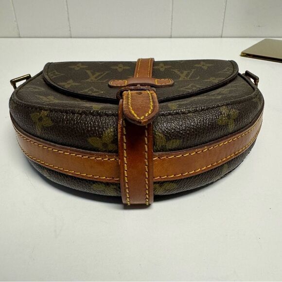 Louis Vuitton Brown and Tan Crossbody Bag - Picture 4 of 16